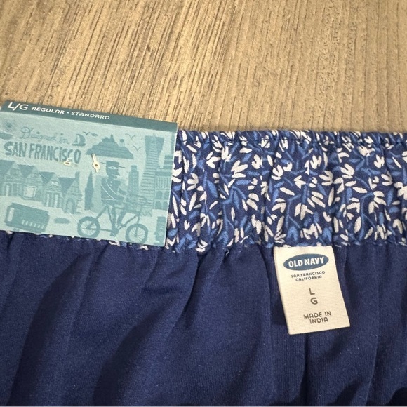NWT Old Navy Blue White Floral Pleated Mini Skirt Sz L Lined Preppy Spring - Picture 2 of 10